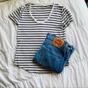 Black and white striped tank top vneck